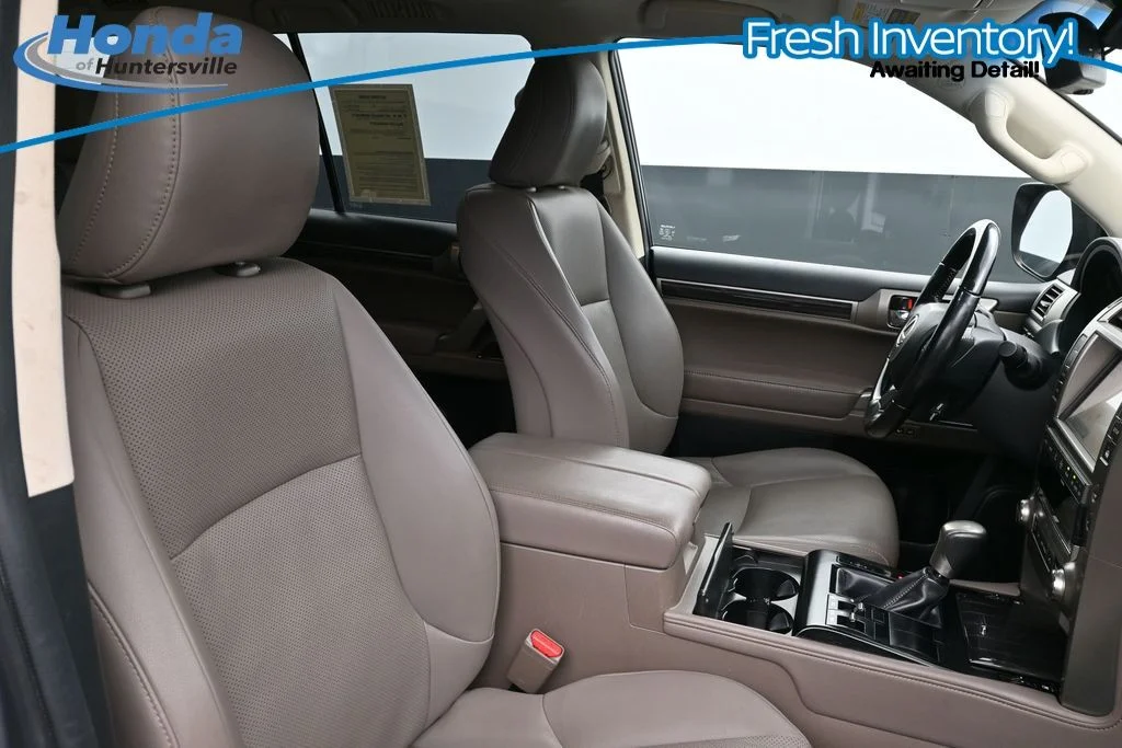 Used 2020 Gray Pearl Lexus 460 image 12