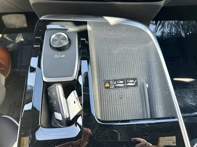 Used 2025 WHITE BUICK Preferred image 35