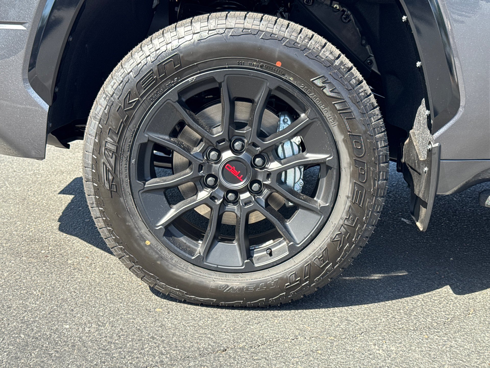 New 2026 Magnetic Gray Metallic Toyota  Platinum image 8