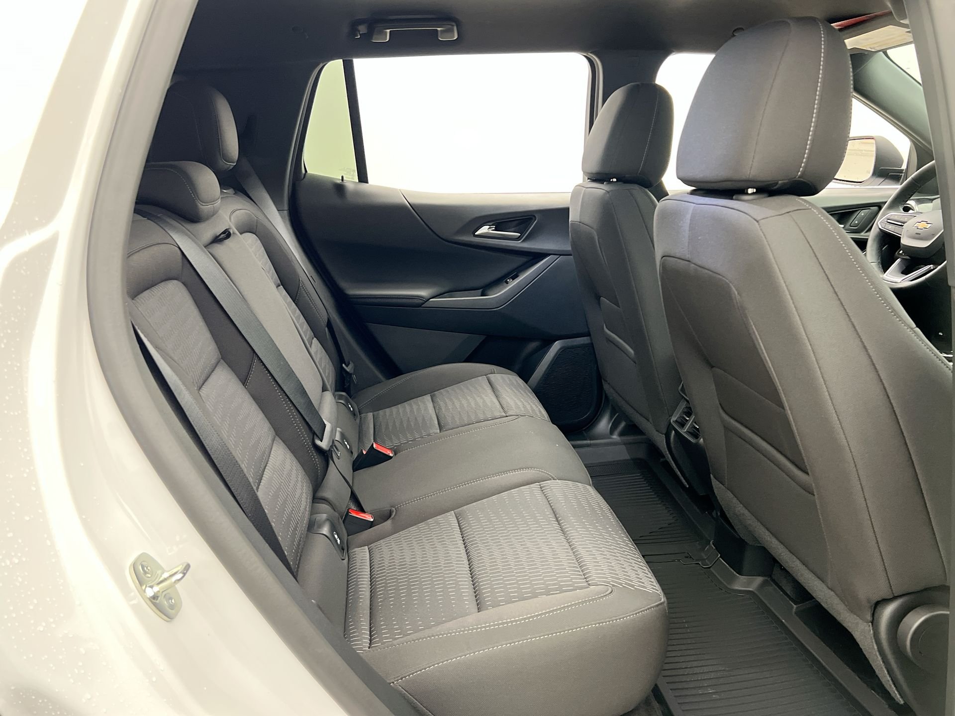 2026 Chevrolet Equinox LT - Photo 59