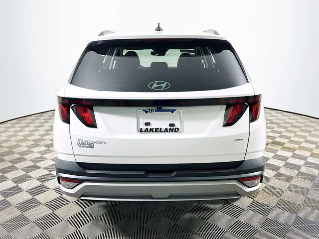 New 2026 Hyundai TUCSON SEL