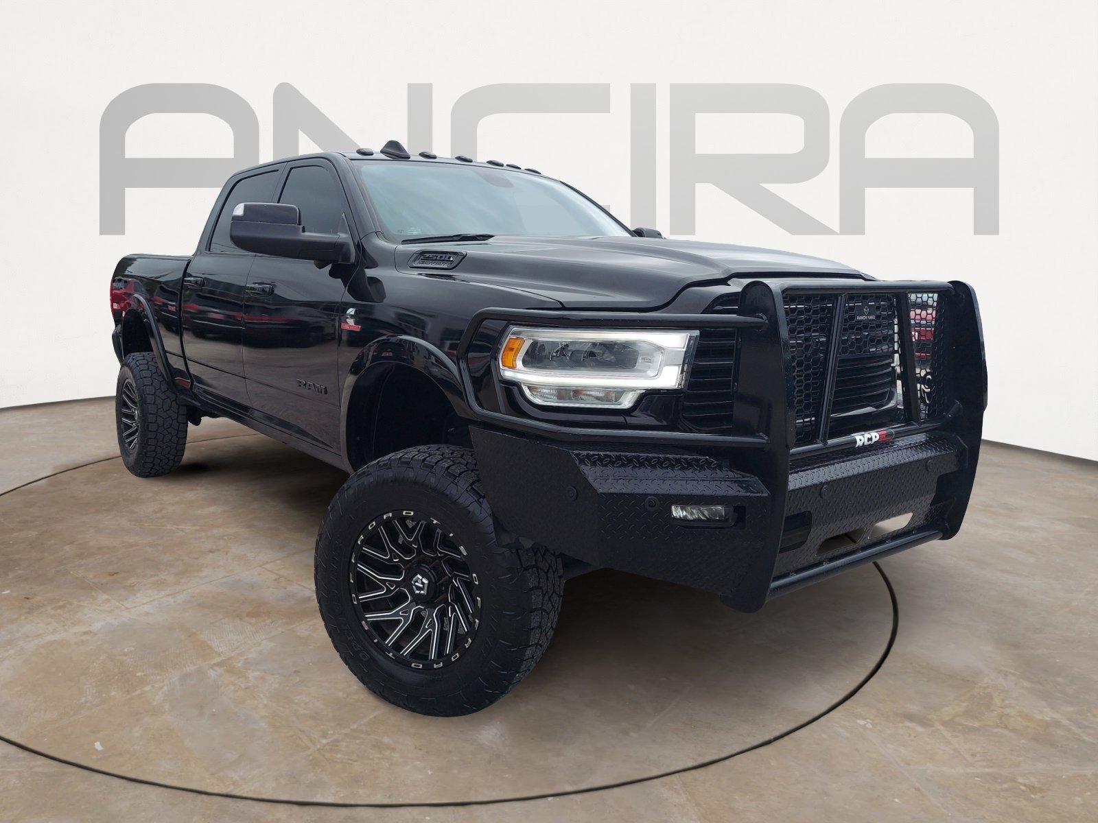 Used 2021 Diamond Black Crystal Pearlcoat Ram Laramie image 4