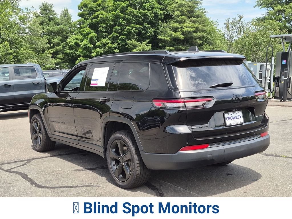 Certified Used 2023 Black Jeep Altitude image 7