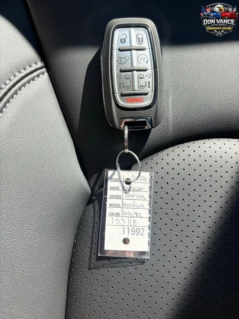 2026 Chrysler Pacifica Select - Photo 27