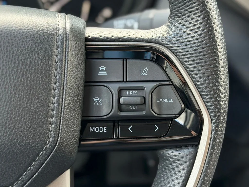 Used 2024 White Toyota SR5 image 9