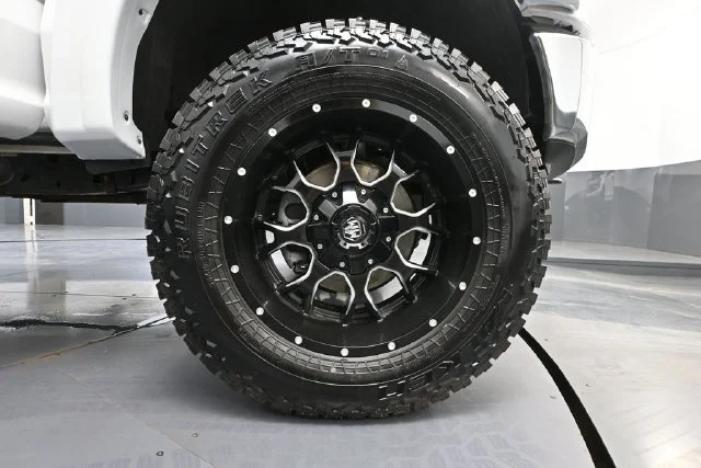 Used 2020 White Ford XLT image 12