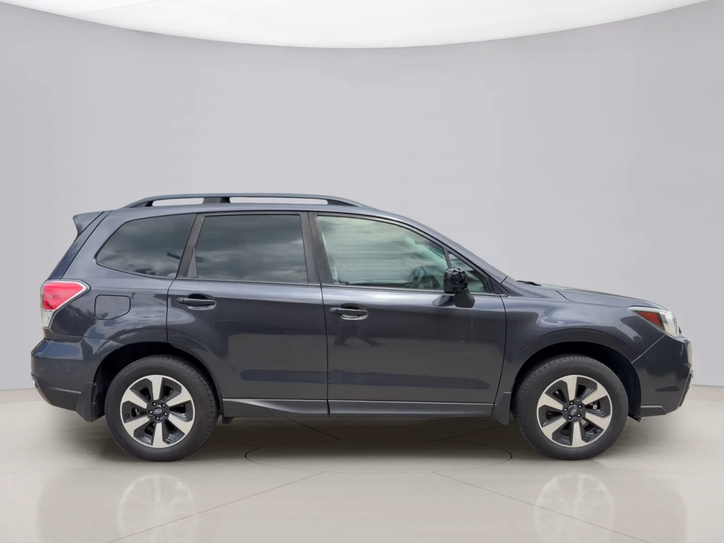 Used 2018 Black Subaru 2.5I PREMIUM image 6