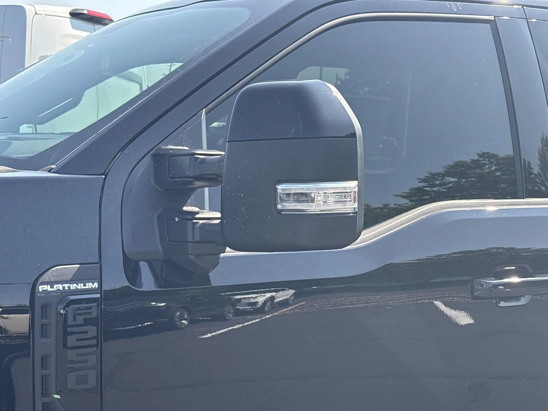 2026 Ford F-250 Super Duty Platinum - Photo 23
