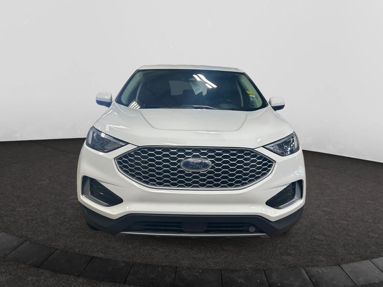 Used 2023 OXF WHITE Ford SEL AWD image 8