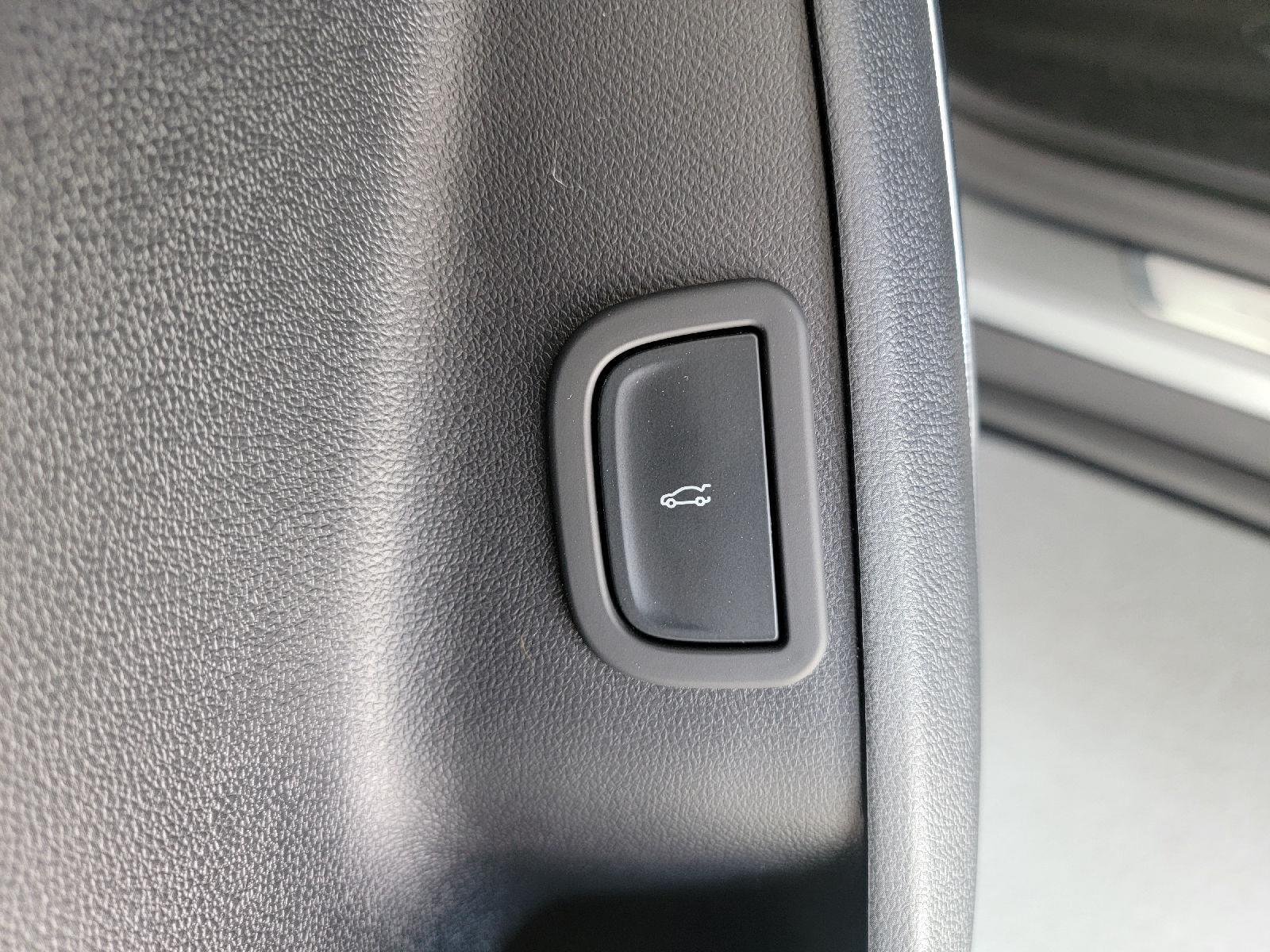 2025 Buick Enclave Preferred - Photo 12
