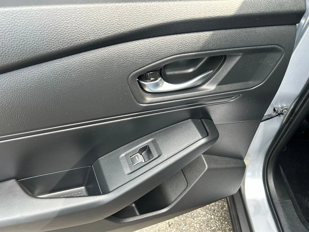 Used 2026 Silver Honda LX image 24
