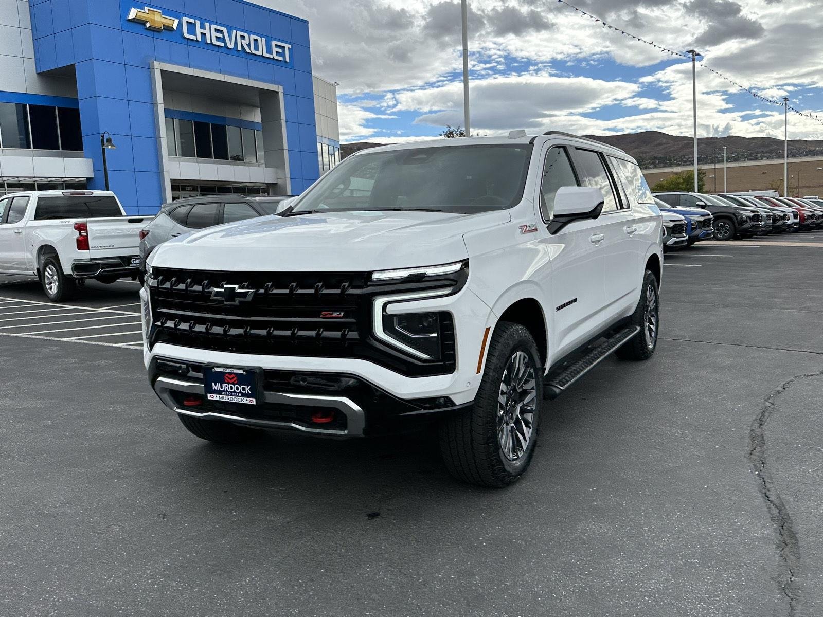 2026 Chevrolet Suburban Z71 - Photo 9