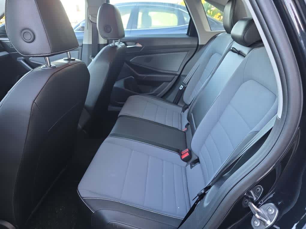 Certified Used 2026 Deep Black Pearl Volkswagen SE image 28