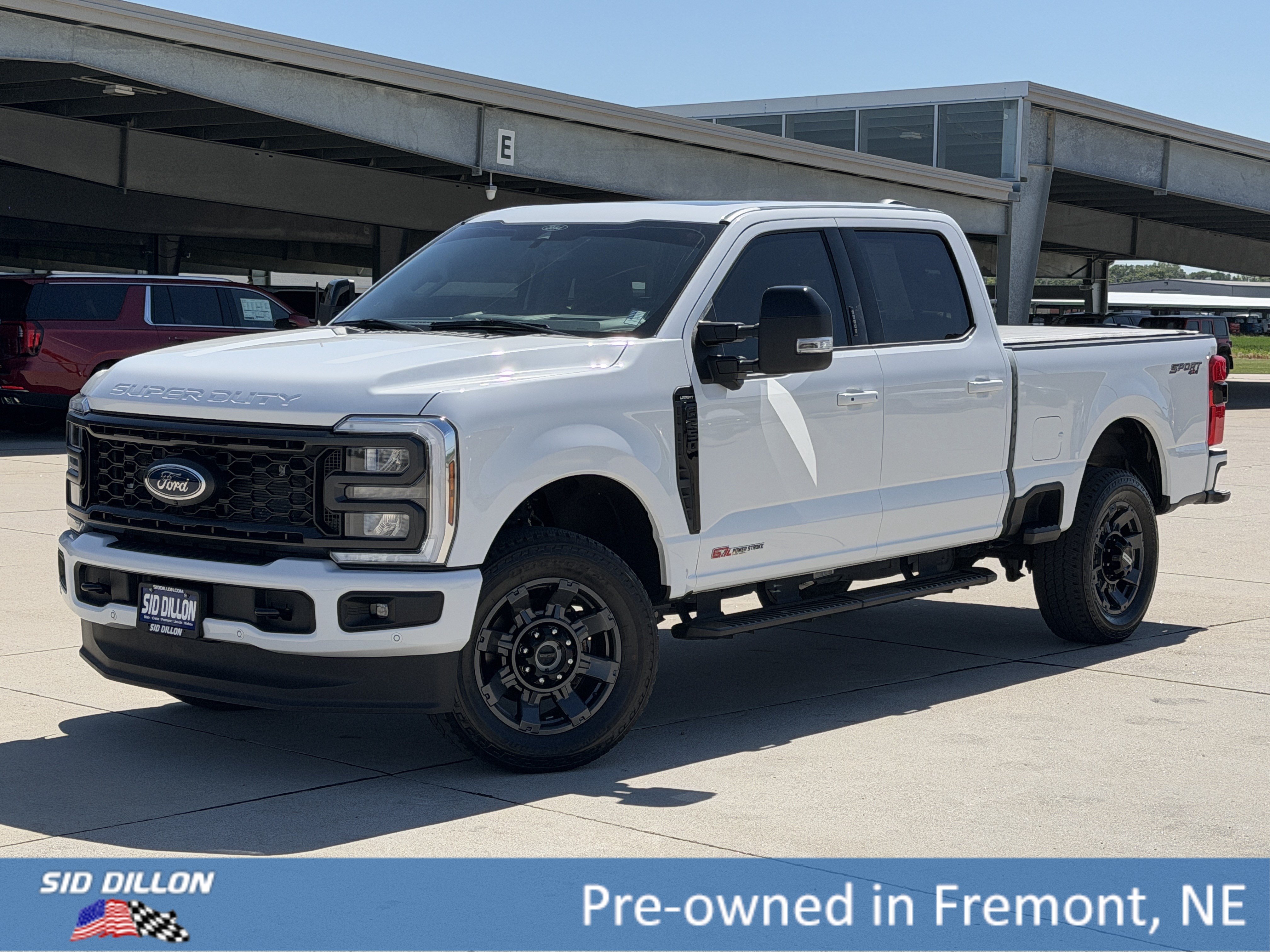 Used 2024 White Ford LARIAT image 1