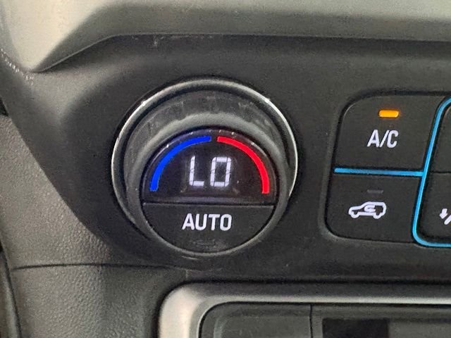 Used 2021 Blue GMC SLE image 31