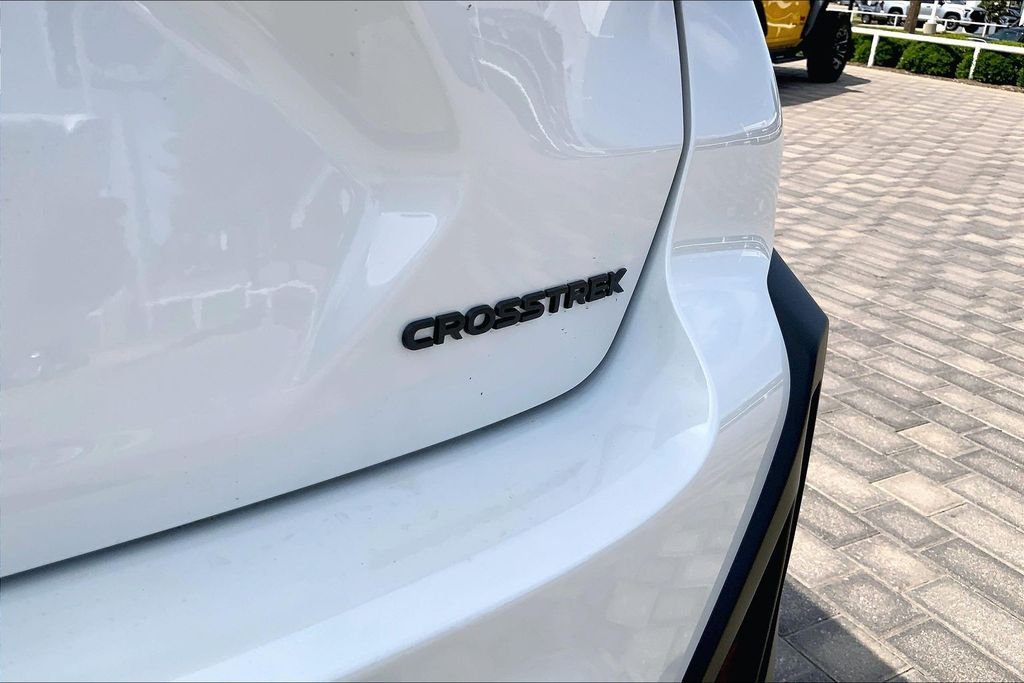 New 2026 CRYSTAL WHITE PEARL Subaru Premium image 8