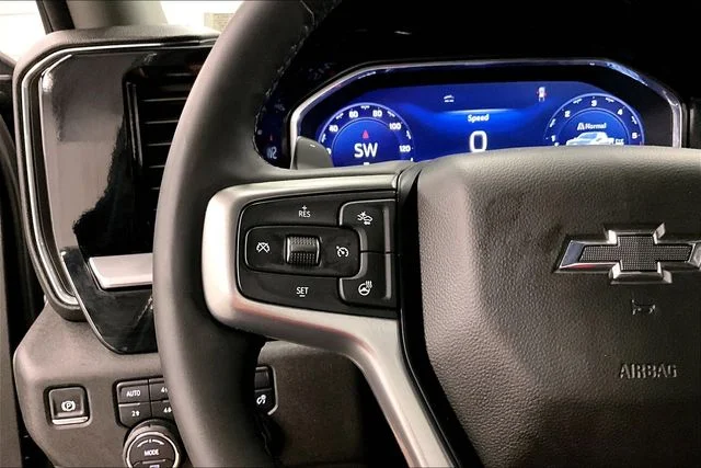 Used 2025 Black Chevrolet RST image 26