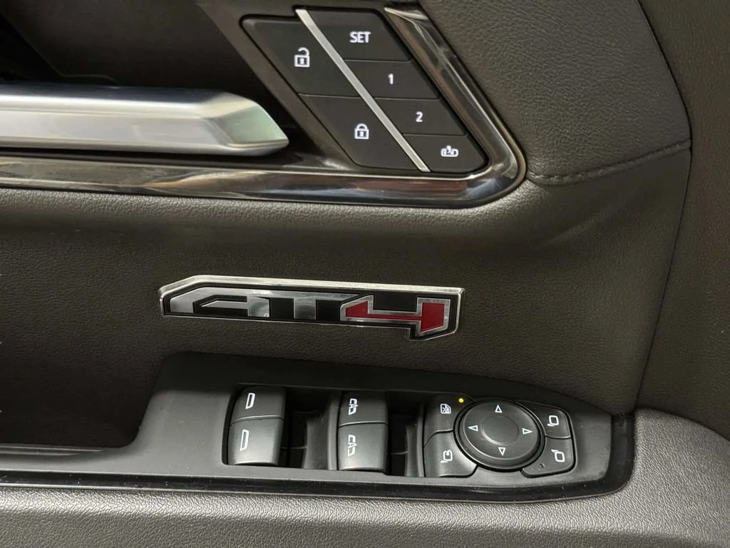Used 2024 Summit White GMC AT4 image 21