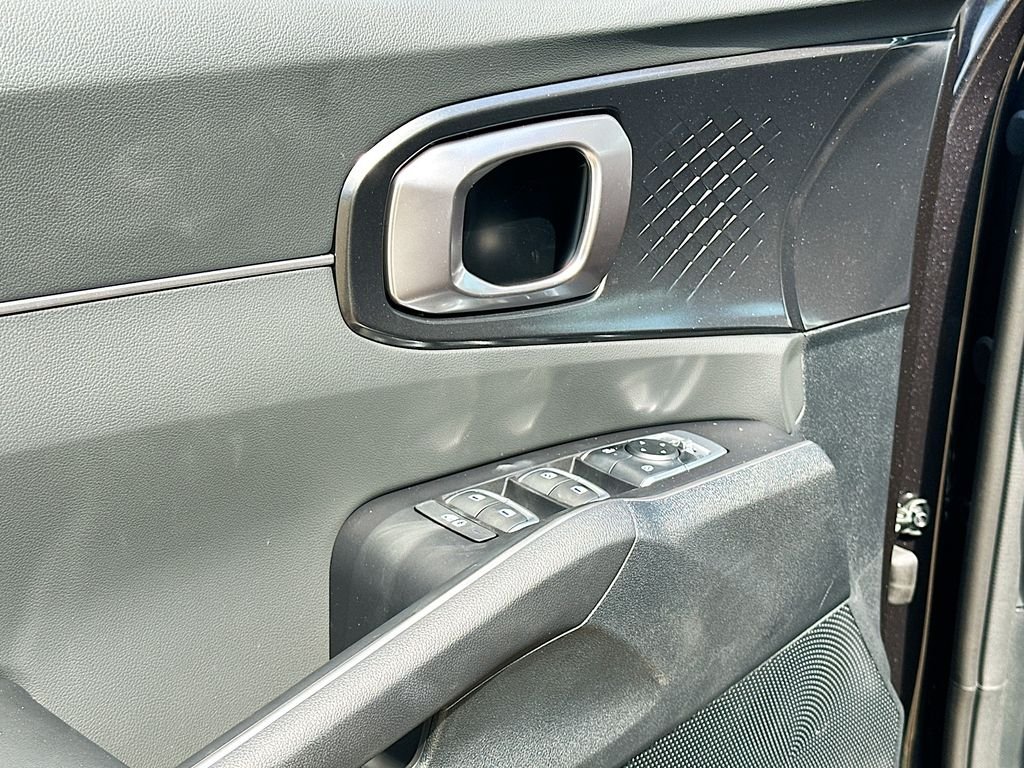 2026 Kia Sorento LX - Photo 17