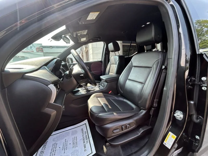 Used 2022 Black Chevrolet LT Sport Utility 4D image 44
