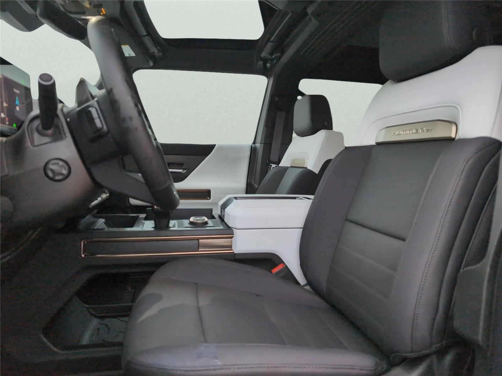 New 2025 Interstellar White GMC 2X image 9