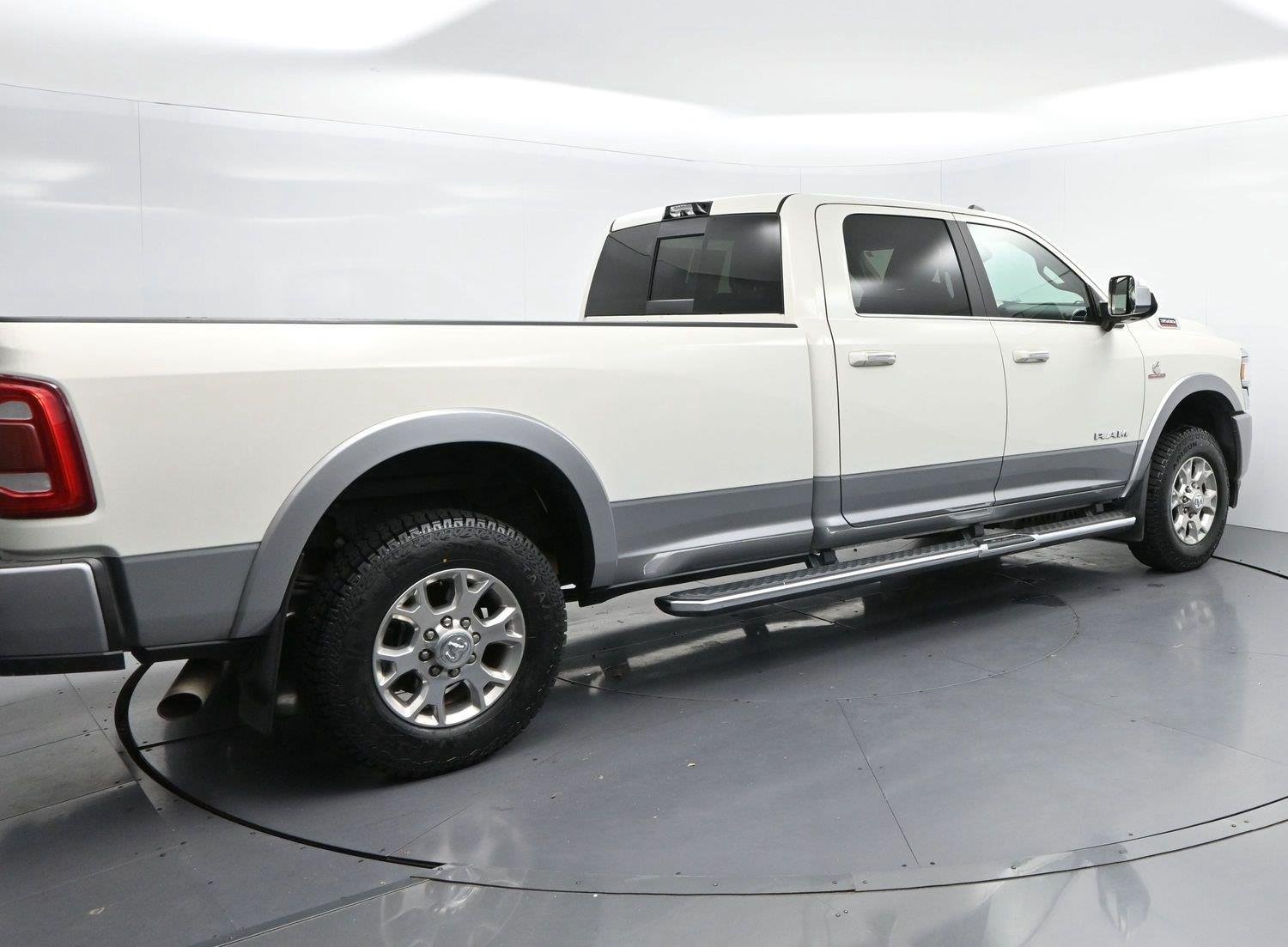 Used 2021 Pearl White Ram Laramie image 7