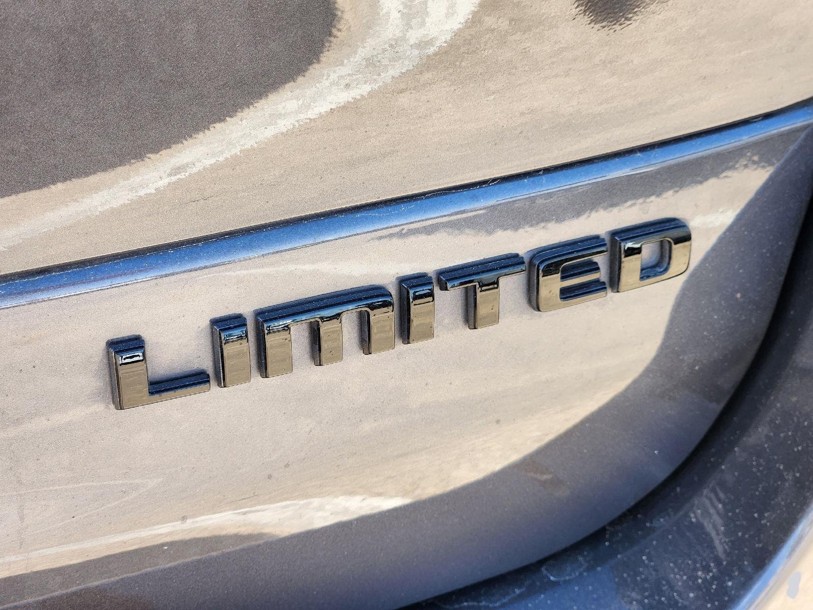 Used 2024 Baltic Gray Metallic Clearcoat Jeep Limited image 11
