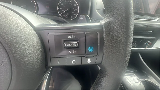 Used 2024 Gray Nissan SV image 21