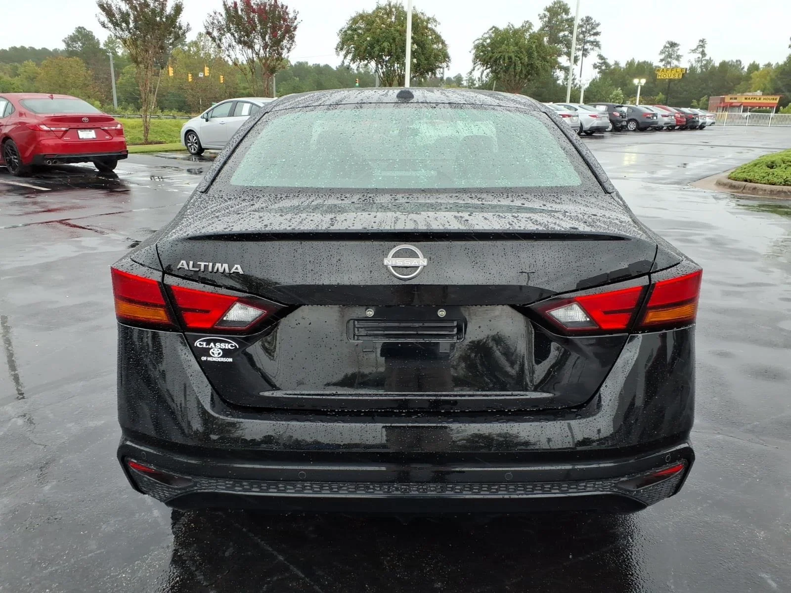 Used 2025 Super Black Nissan SV image 8