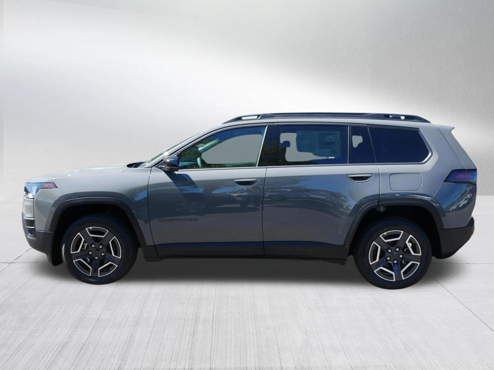 New 2026 Sting-Gray Clear-Coat Exterior Paint Jeep Limited image 4