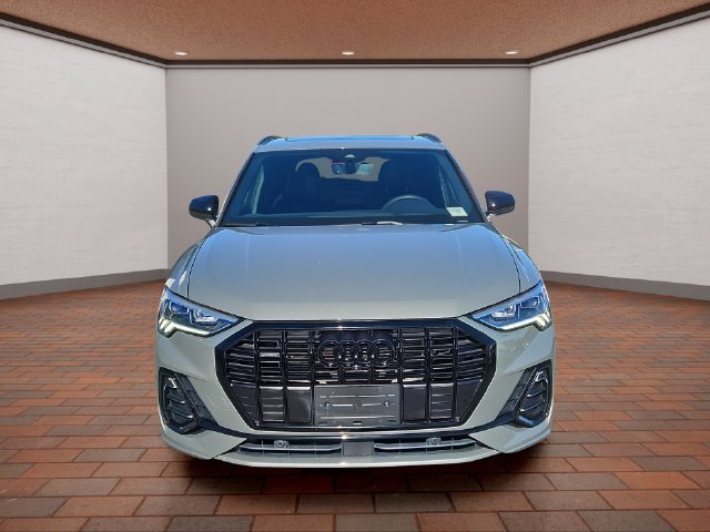 Used 2025 Gray Audi Premium Plus image 31