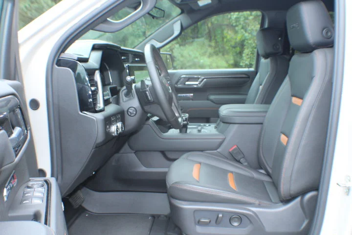 2026 GMC Sierra 1500 AT4 - Photo 13