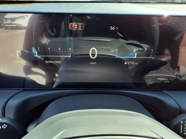 New 2026 Atlantic Gray Metallic / Super Black Two-tone Nissan SR image 18