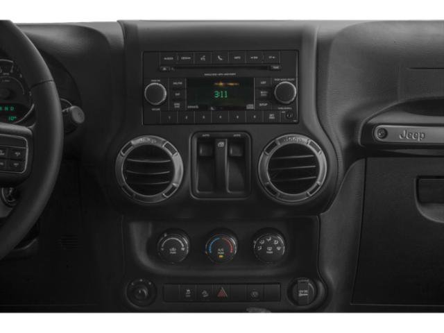 Used 2015 Bright White Clearcoat Jeep Rubicon image 13