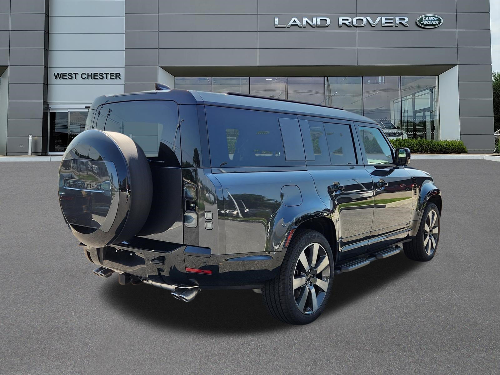 New 2026 Carpathian Grey LAND ROVER V8 image 4