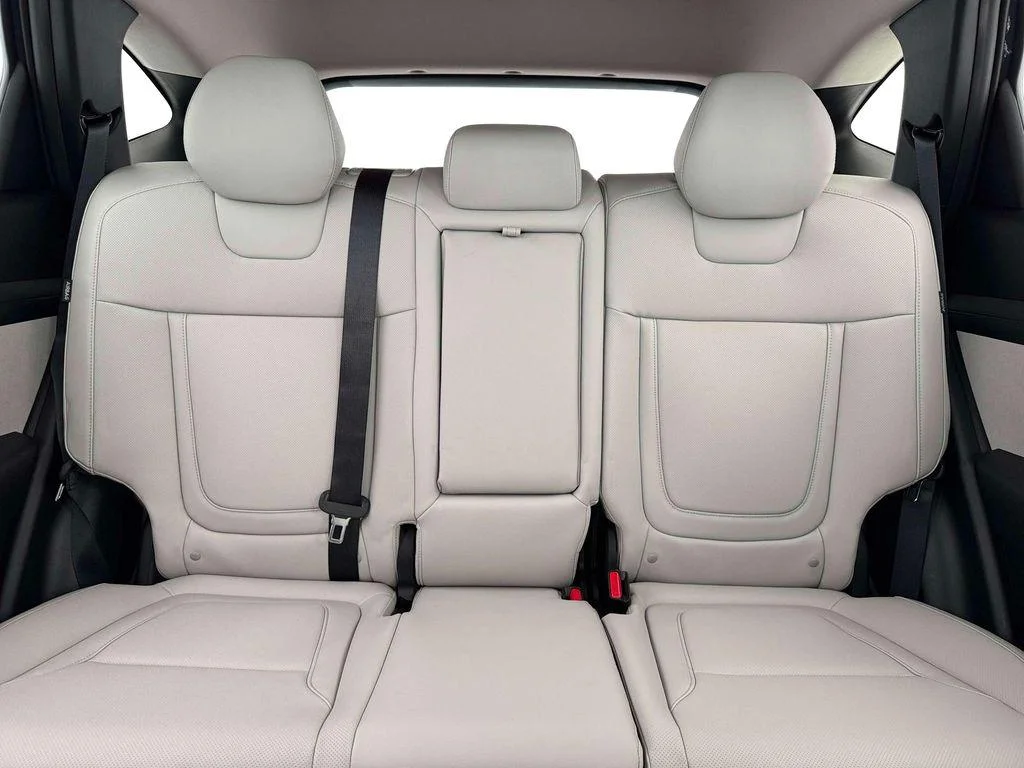 2026 Hyundai Tucson SEL Premium - Photo 16