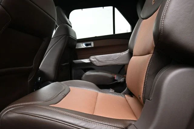 Used 2021 Black Ford King Ranch image 11