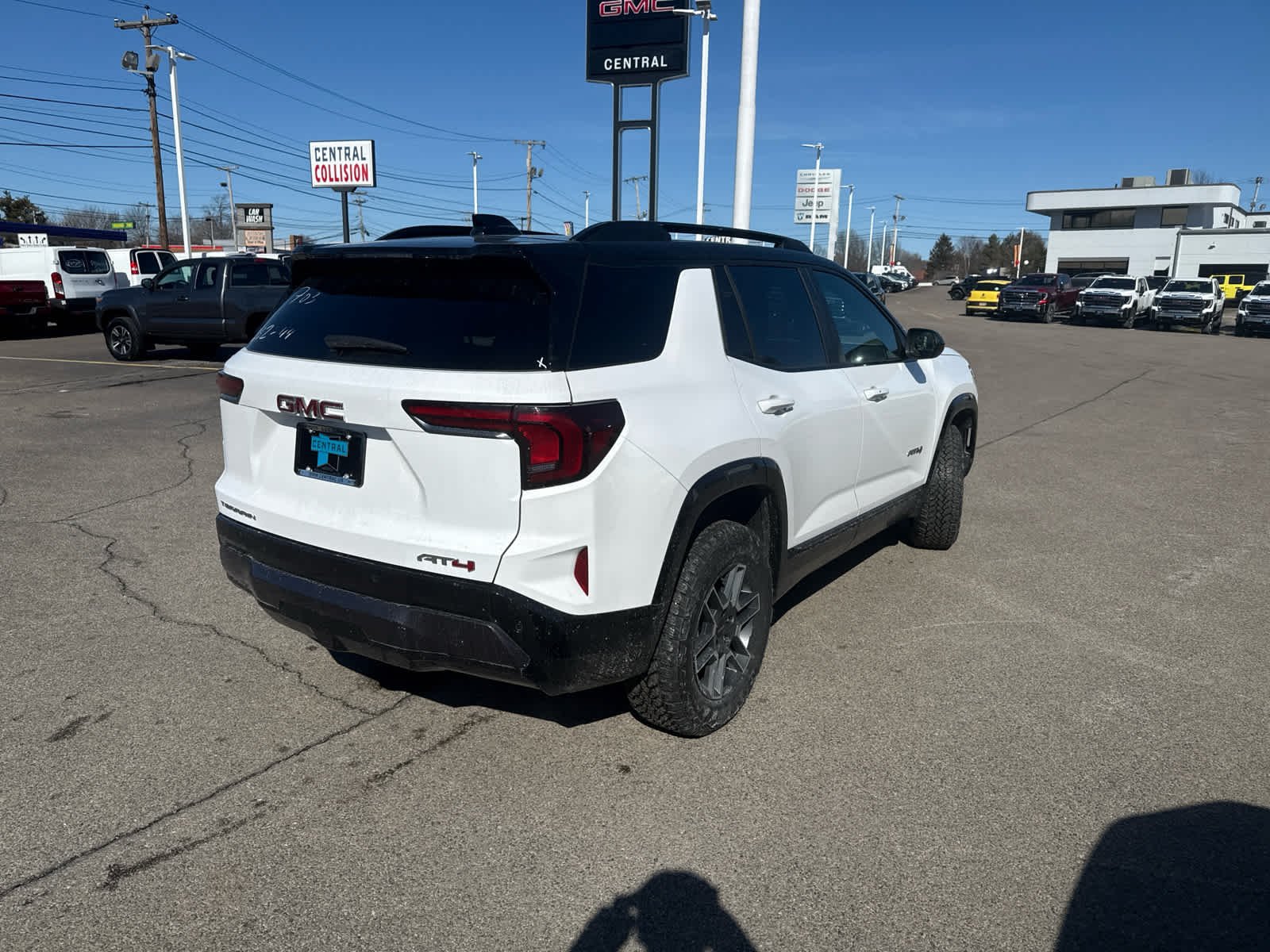 2026 GMC Terrain AT4 - Photo 7