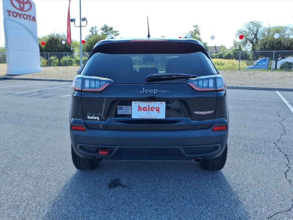 Used 2022 Black Jeep Trailhawk image 6