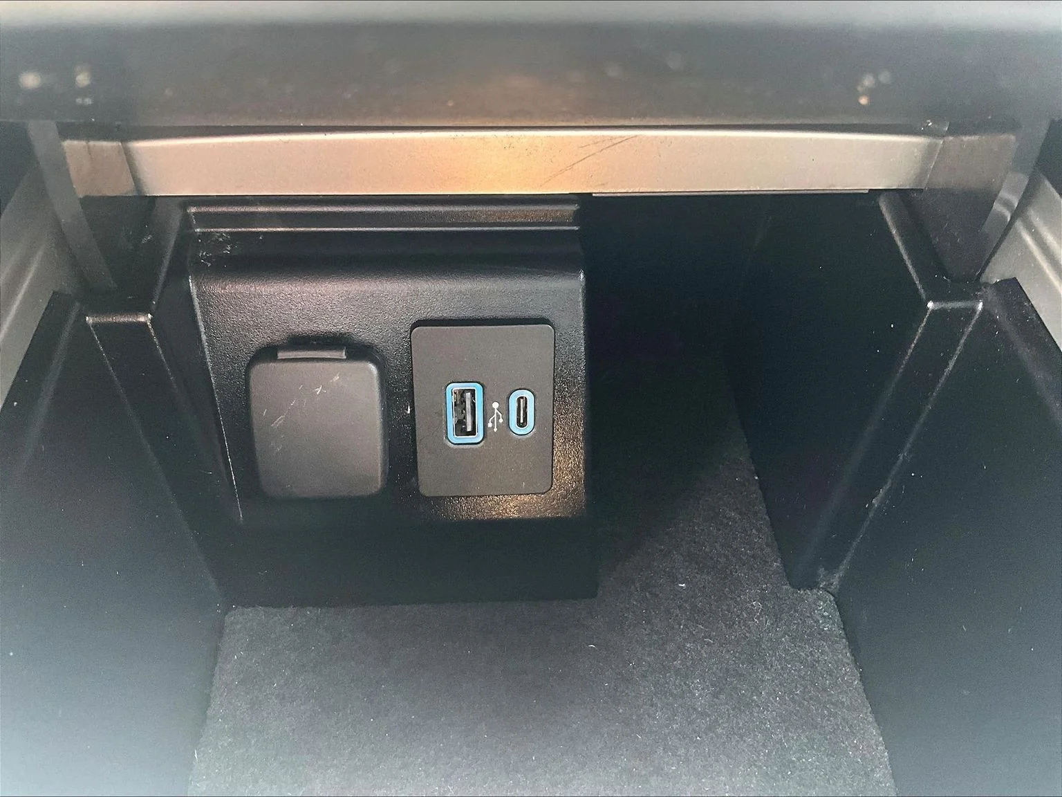 Used 2022 White Ford XLT image 33