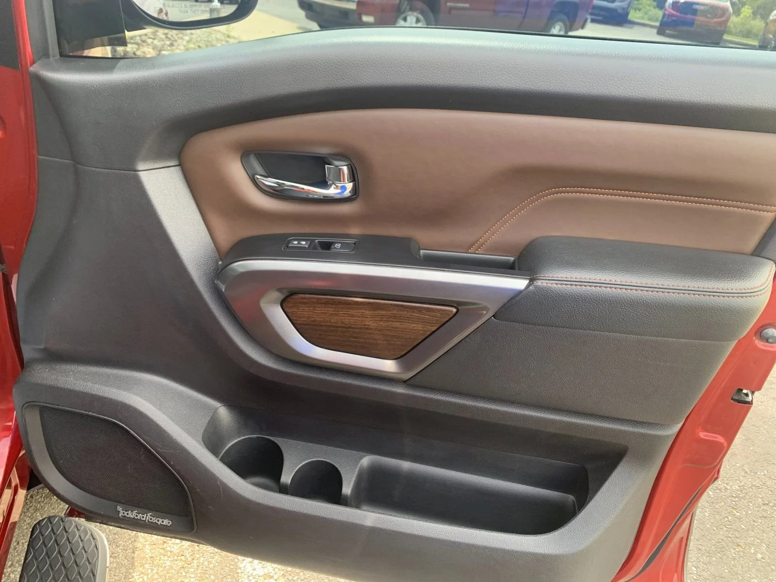 Used 2018 Red Nissan Platinum Reserve image 19