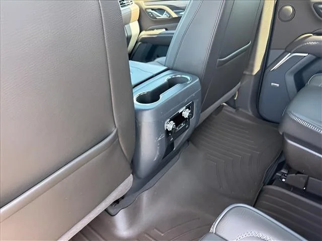 Used 2022 Beige GMC Denali image 12