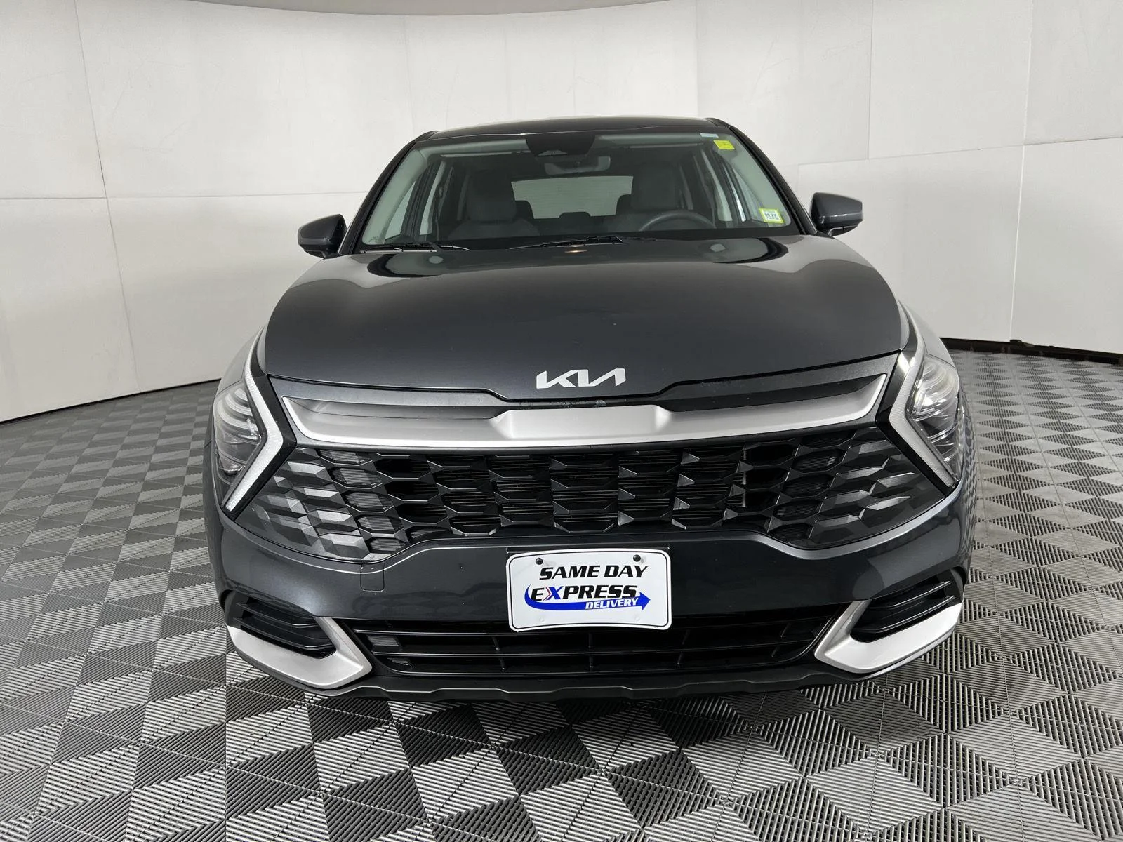 Used 2024 Gy Kia LX image 21