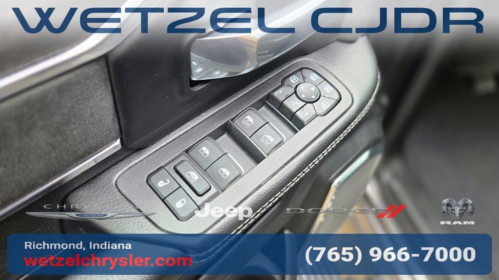 New 2026 Granite Crystal Metallic Clear-Coat Exterior Paint RAM Laramie image 12