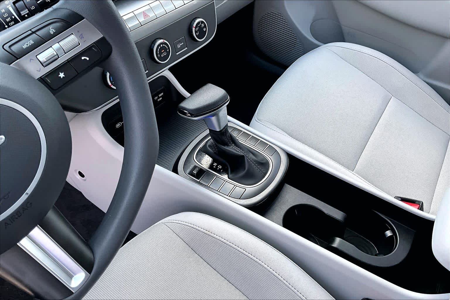 Certified Used 2026 Atlas White Hyundai SE image 16