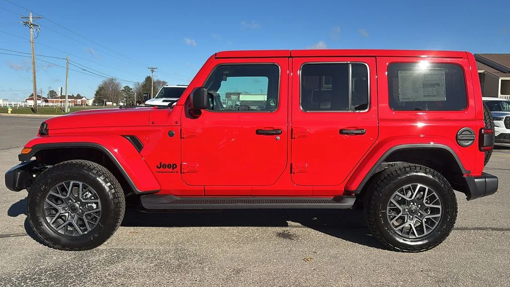 2026 Jeep Wrangler 4-Door Sahara - Photo 6
