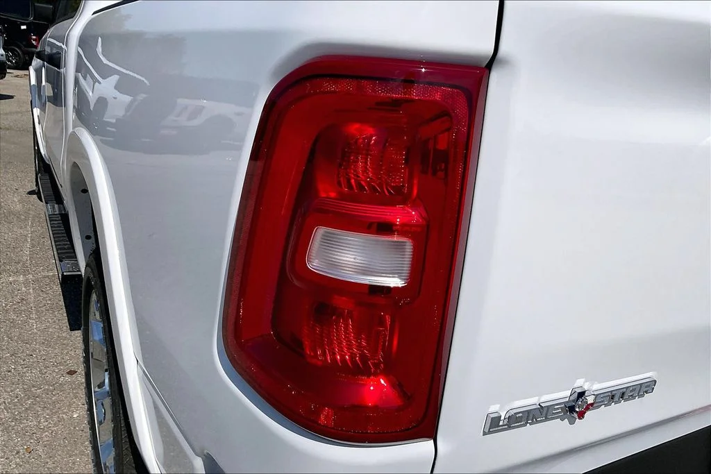 New 2026 Bright White Clear-Coat Exterior Paint RAM Big Horn/Lone Star image 14