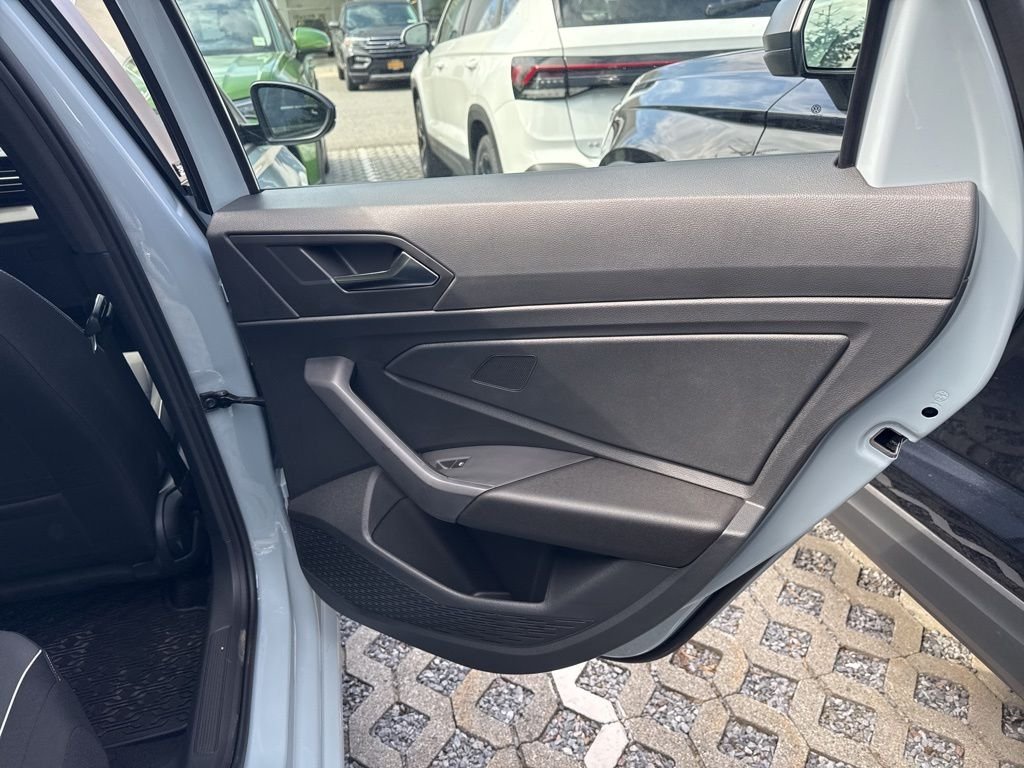 2025 Volkswagen Jetta Sport - Photo 15