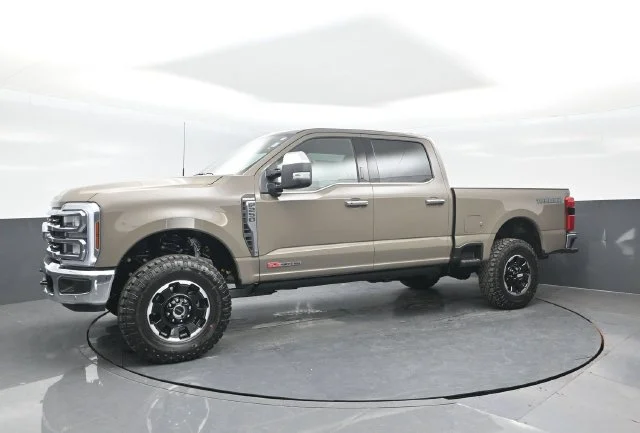 New 2027 Marsh Gray Metallic Ford F-250® King Ranch® image 4