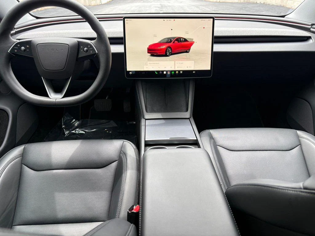 Used 2025 Quicksilver Tesla Long Range All-Wheel Drive image 14